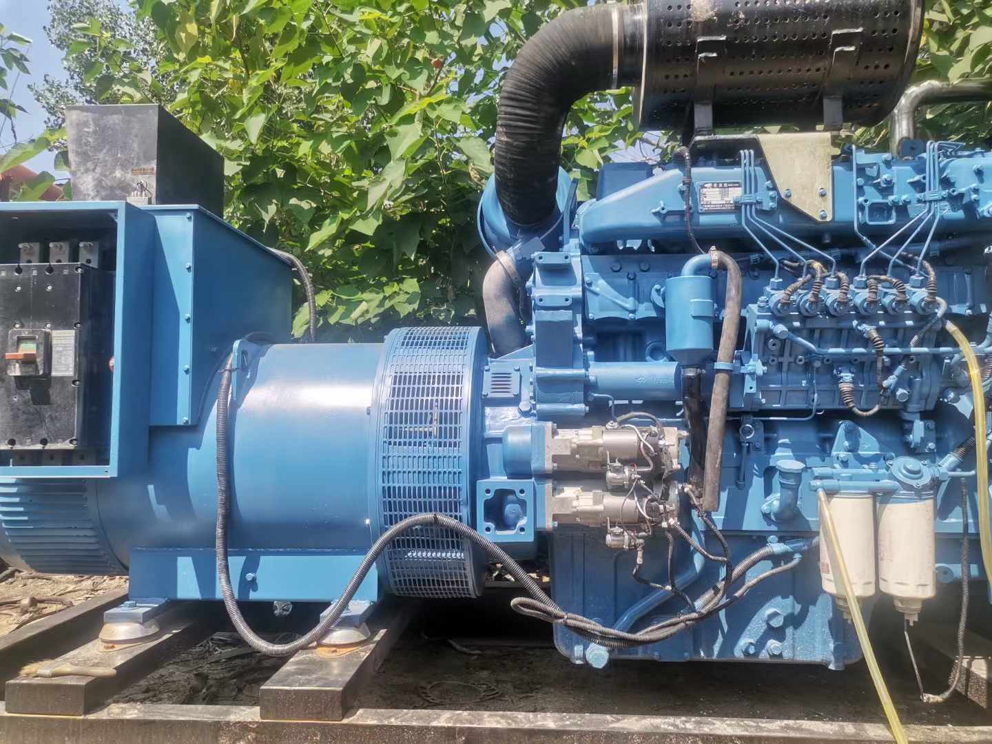 且末详细说明降低 800kW 柴油发电机输出电流波动的方法