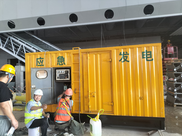 且末怎样判断空气滤清器是否需要更换？